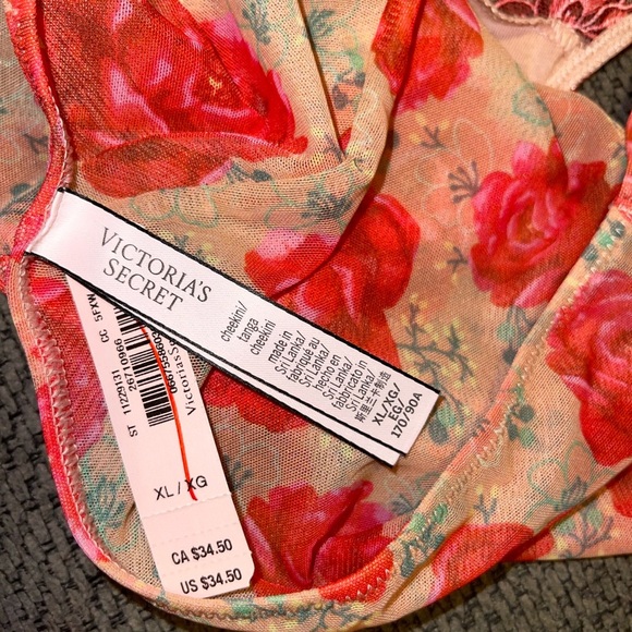 VS DREAM ANGELS Floral Embroidery Cheekini Panty XL - Picture 5 of 5